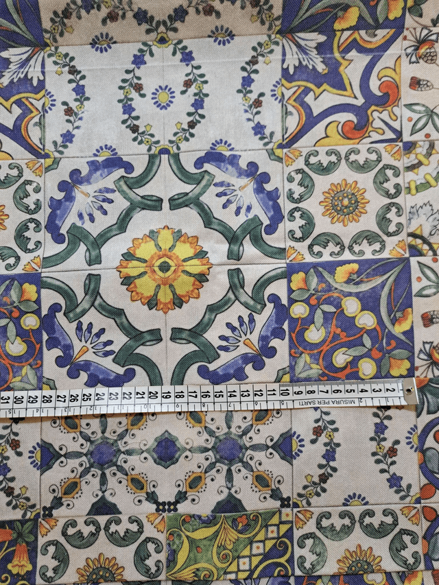 Scampolo di tessuto siciliano con maioliche 1x1,90 m misto cotone