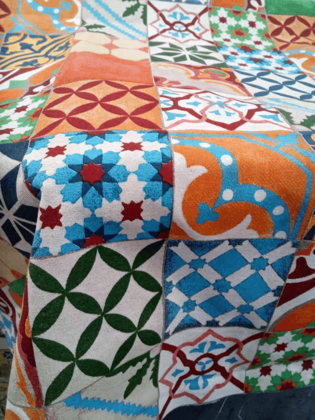 Scampolo di tessuto siciliano, 1 metro, misto cotone, h 280 cm  con maioliche siciliane colorate quadrate